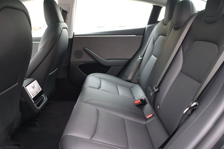 3车型配置盘点:入门级最受欢迎开元棋牌网站特斯拉Model(图10) 3车型配置盘点:入门级最受欢迎开元棋牌网站特斯拉Model(图10)